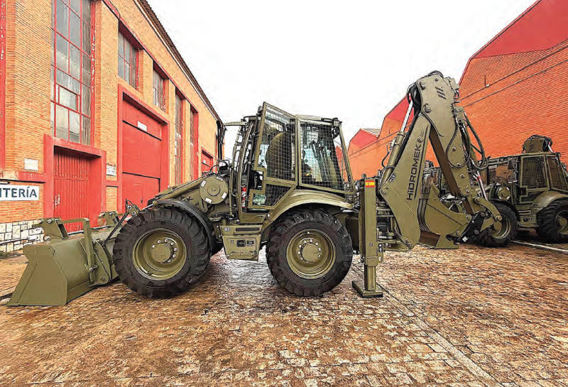 Hidromek - Ejército