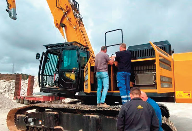 Demolición con la SY500HRD de Sany