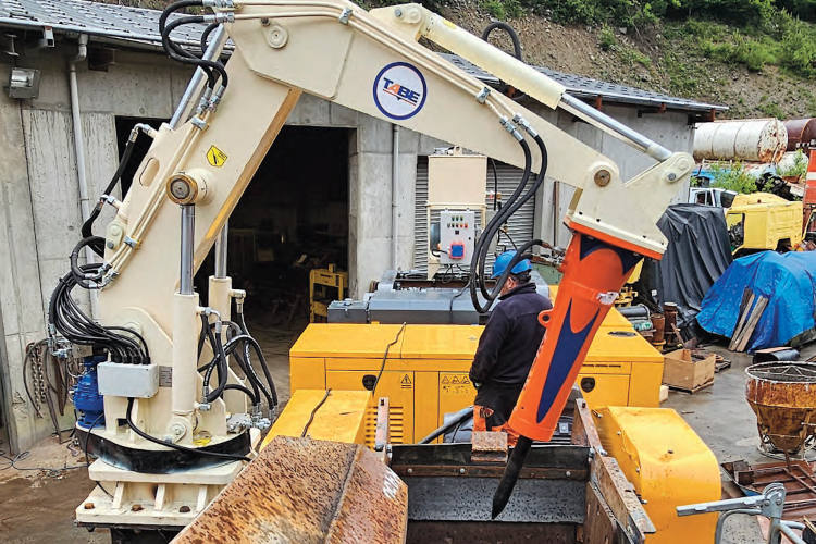 Brazos articulados de Tabe