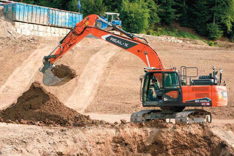 El sistema Real-X se basa en la inteligencia artificial integrada en una excavadora Develon modelo DX225LC-7X.