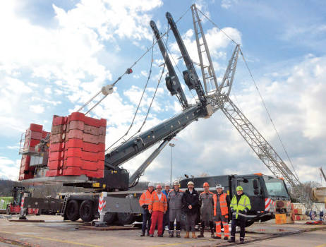 Grúa todoterreno Tadano 7.450 1