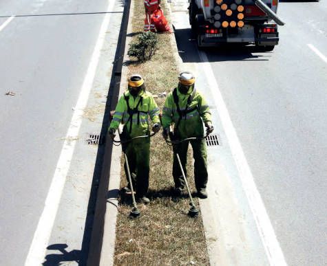Los operarios de conservación de carreteras, premiados por su contribución a la sociedad como servicio público esencial