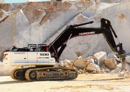 Poderosa excavadora HMK 500LC HD
